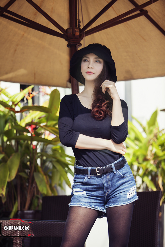 校阅女孩河野悦子